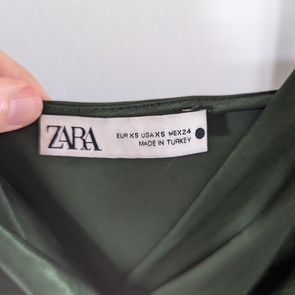 Zara Green silk dress - Picture 3 of 3